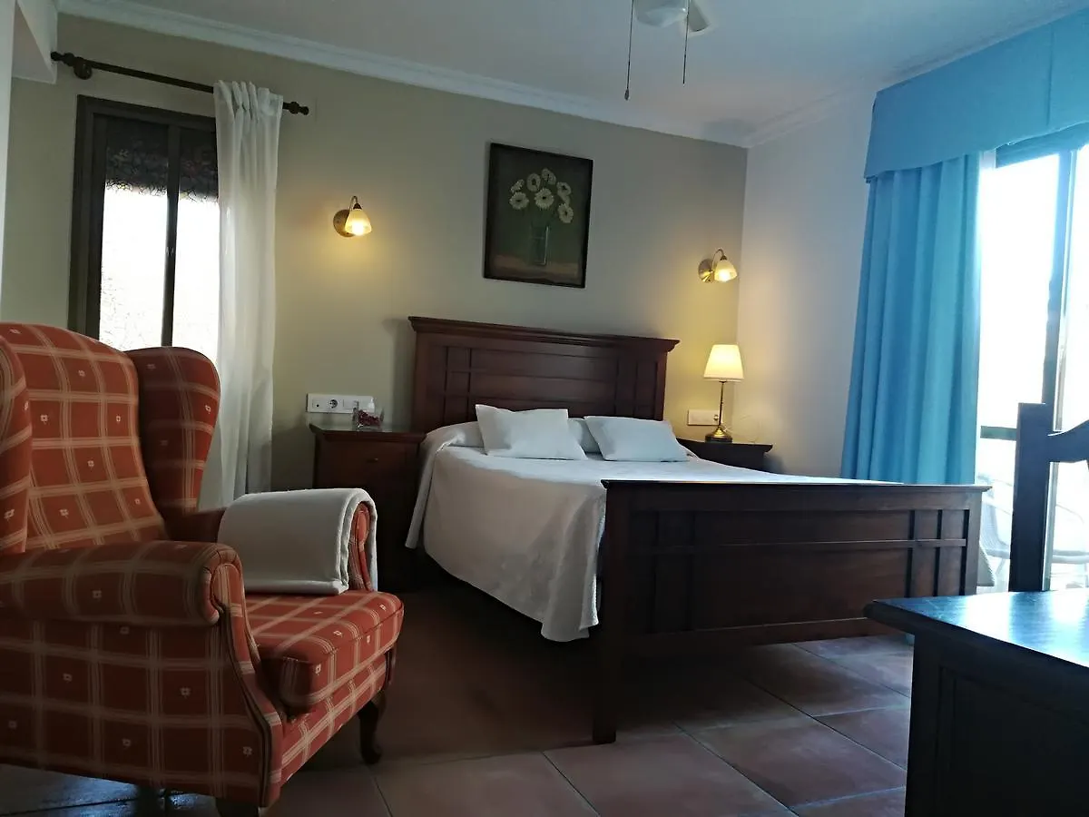 Hotel Macavi Rota 2*,
